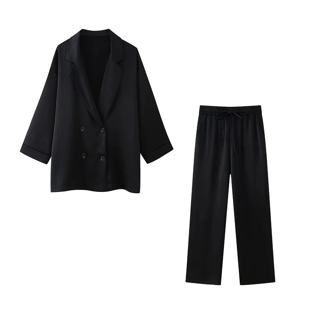 Two-piece fashion suit